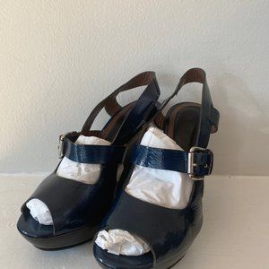 Marni Navy Patent Leather Platform Sandals Size 37